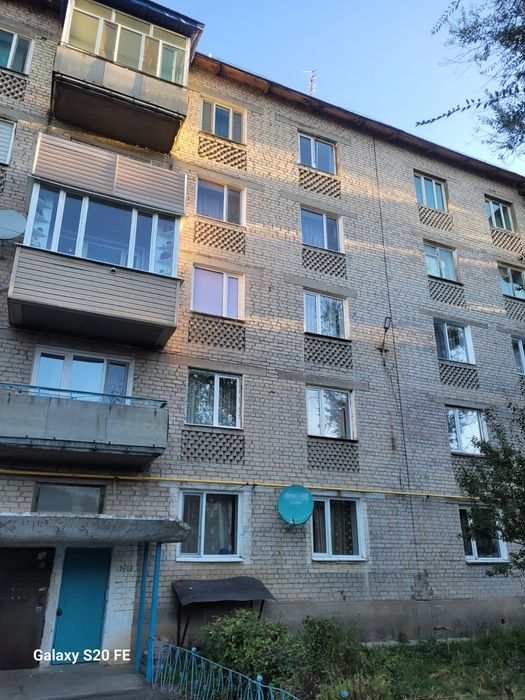 Продам 2 ком квартиру