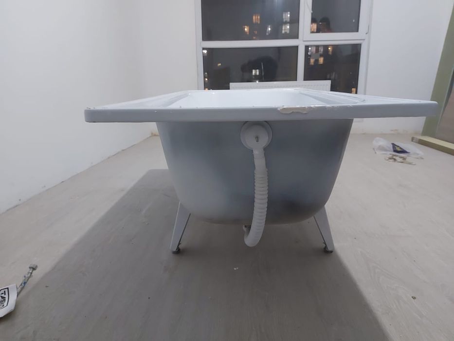 Срочно продам ванну