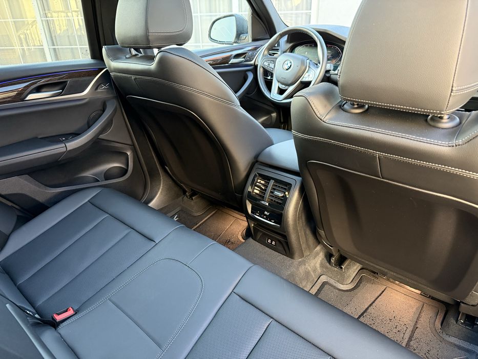 BMW X3. 3.0i  xdrive 252CP