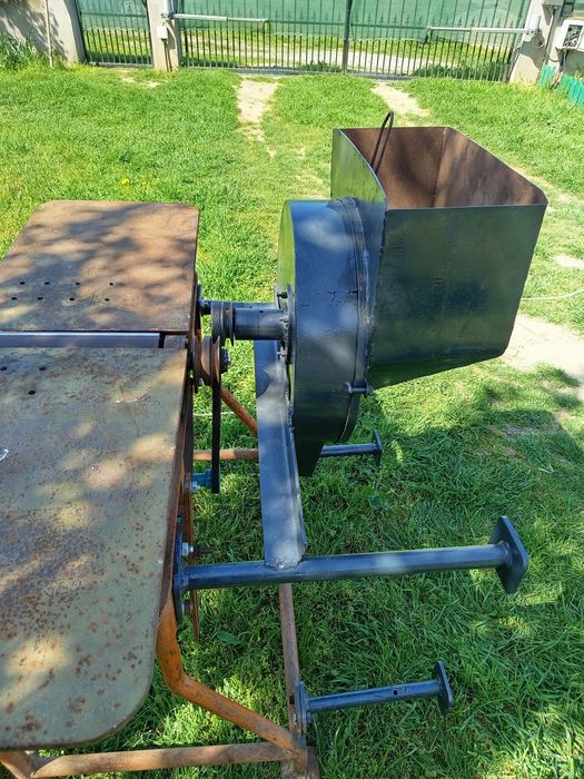 Circular, abric, freză și moară de cereale