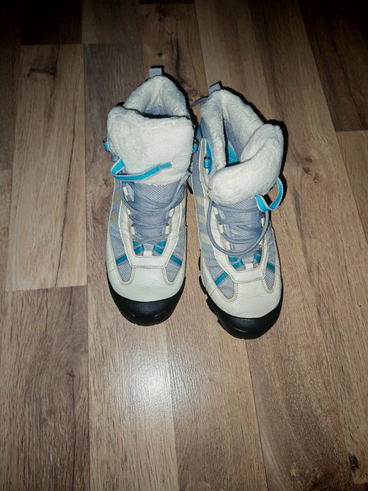 Vand ghete dama marca Adidas