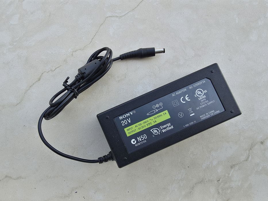 Alimentator SONY 20V 3A 60W