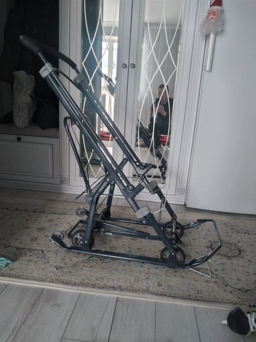 Санки коляска продается