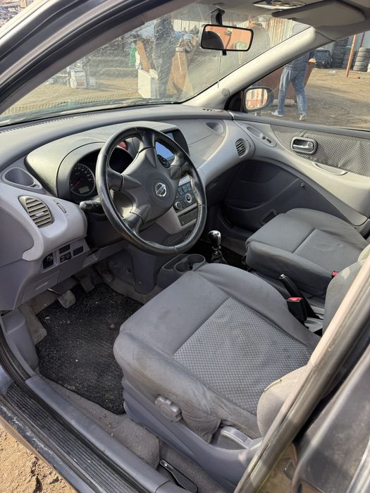 Нисан Алмера Тино 2.2 дизел 136кс НА ЧАСДТИ