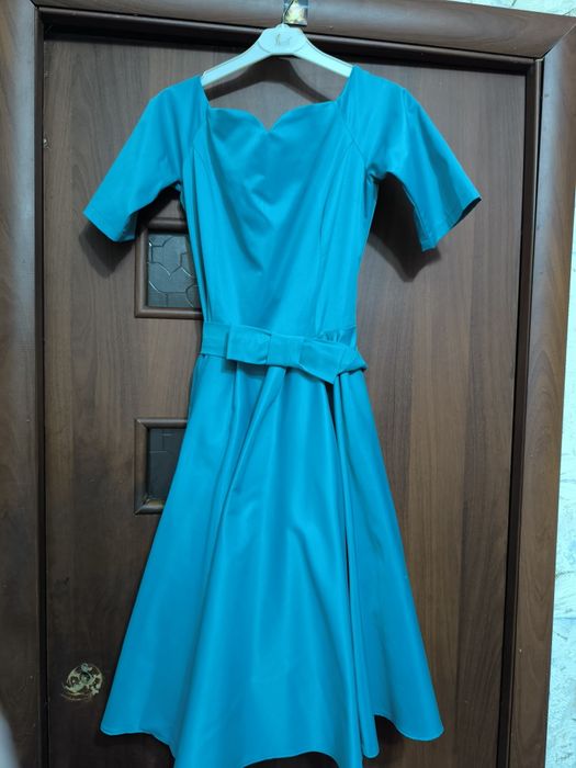 Вечерние платья,б/у не дорого