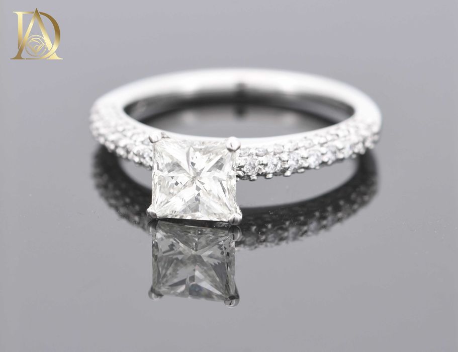 Нов Златен Пръстен с 1.33кт Естествени Диаманти