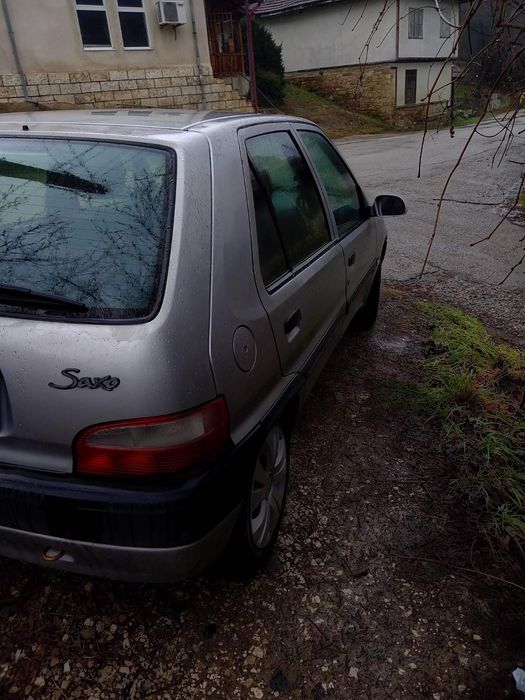 Ситроен saxo продава се