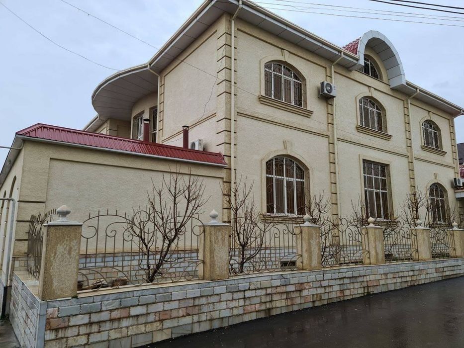 Срочно сдаётся шикарный Дом! Под офис ! Под садик