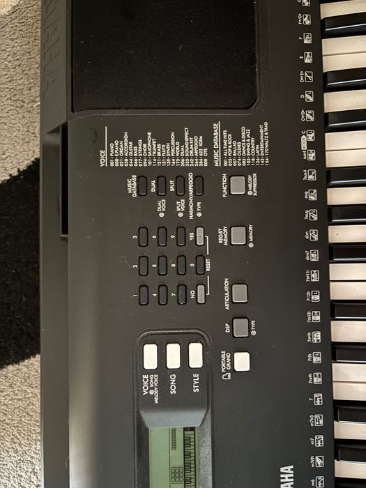 дигитално пиано/синтезатор Yamaha
