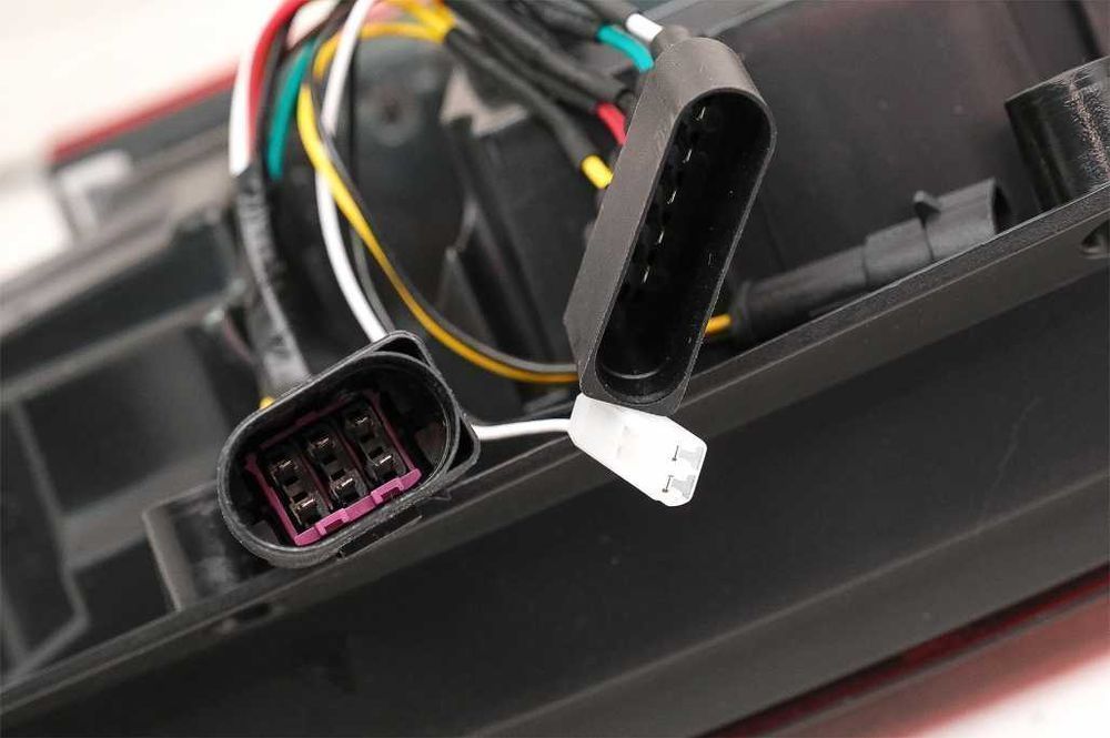 Stopuri Full LED VW Transporter T6 (2015-up) Semnal Dinamic