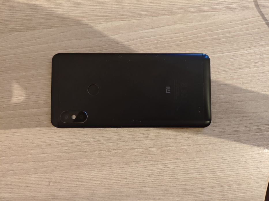 Продам Redmi Note 5