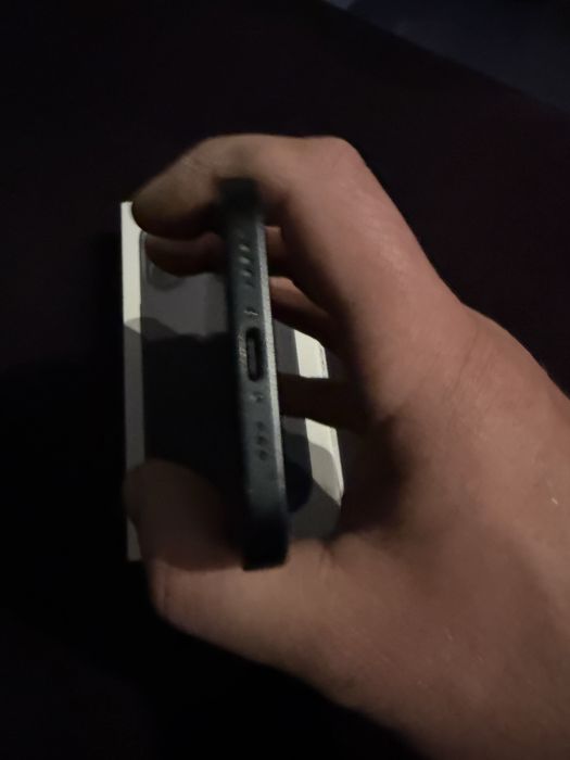 Iphone 16, 3 години гаранция