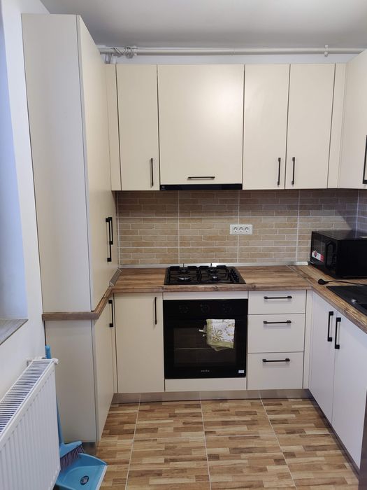 Apartament 2 camere decomandat | 45 mp + terasă 20 mp | Loc parcare | Bloc 2020 | Cartierul Latin