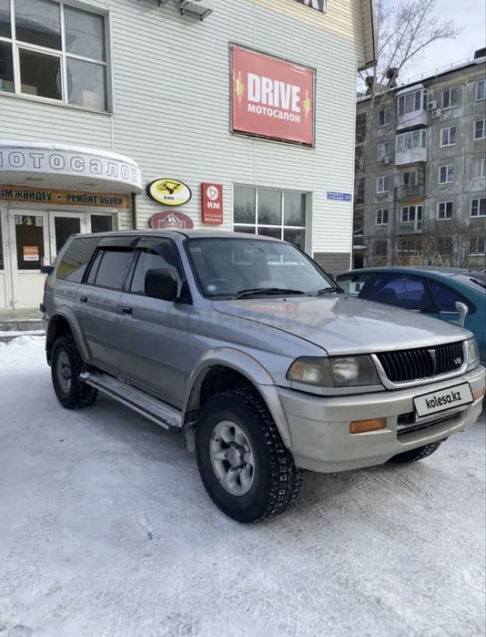 Mitsubishi Challenger