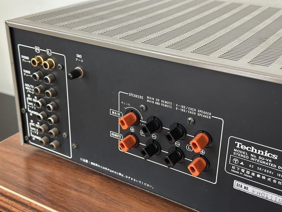Усилитель Technics SU-V6