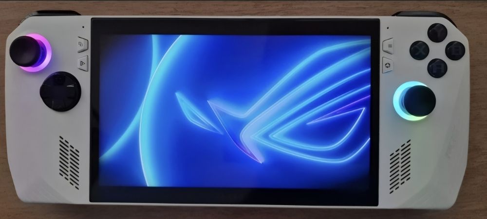 Asus ROG Ally AMD Z1 Extreme + Accesorii