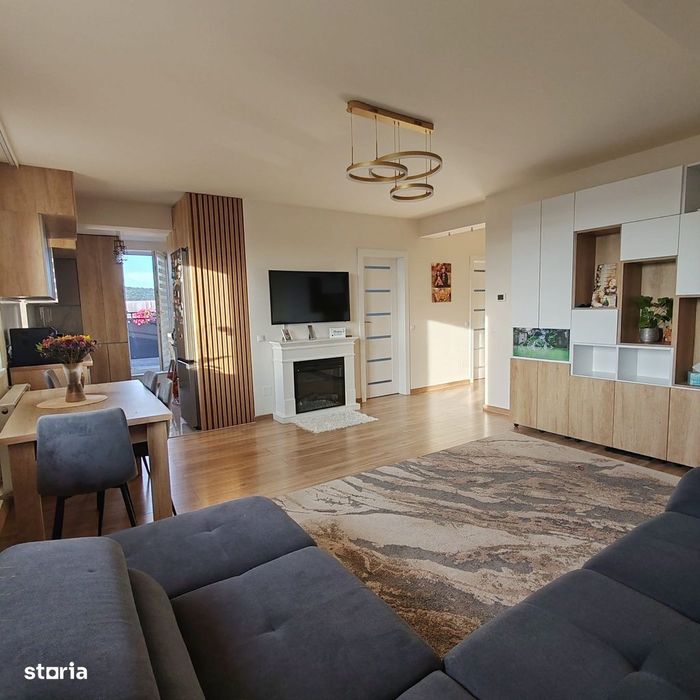 PROPRIETAR Apartament cu 3 camere 70mp, terasa 28mp, Baciu