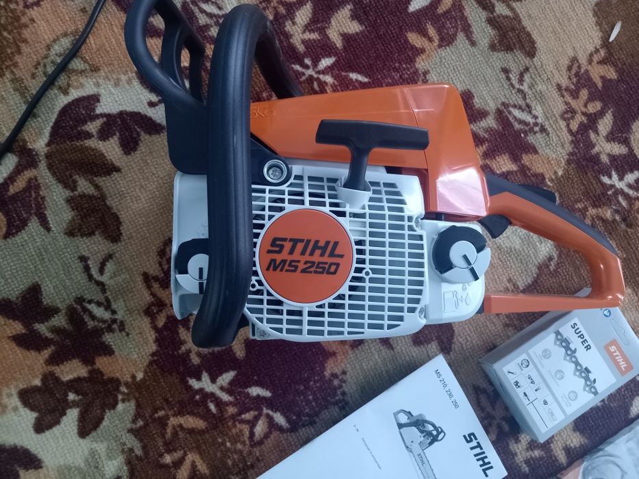 Benzopila STIHL MS 250