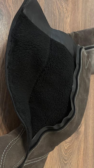 Продаю сапоги женские