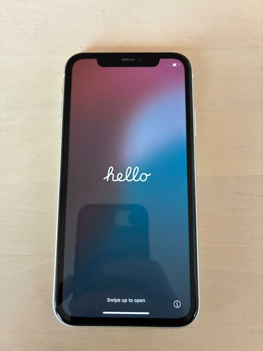 iPhone 11, 64GB, White