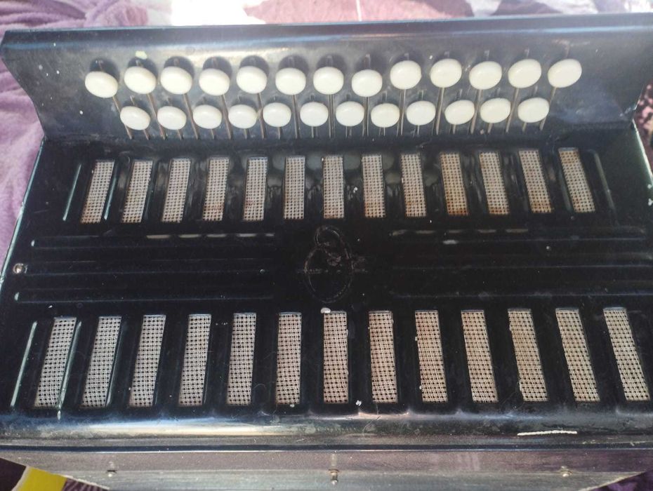 Продам гармоть Тульская