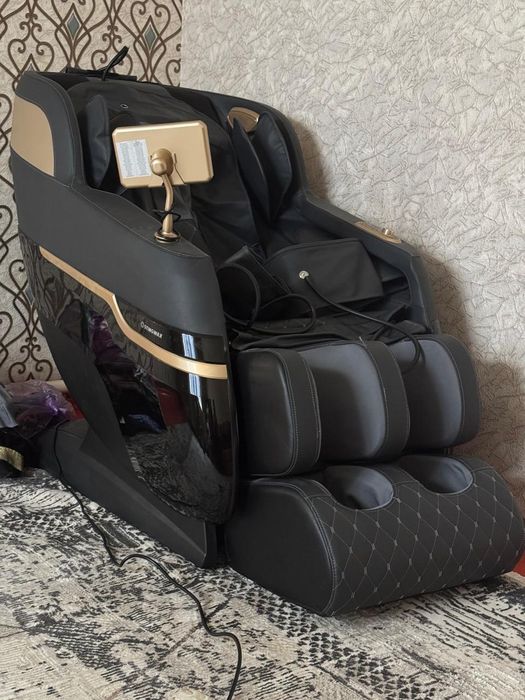 Массажныи диван полныи