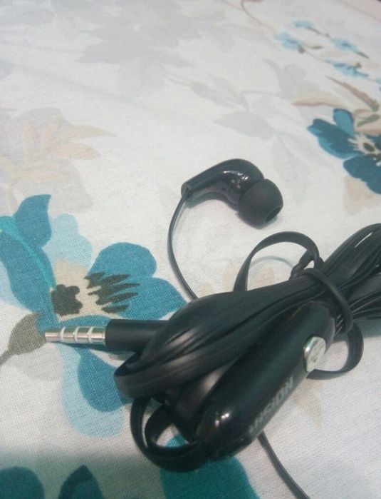 Căști cu fir buton oprire/pornire VISION, noi