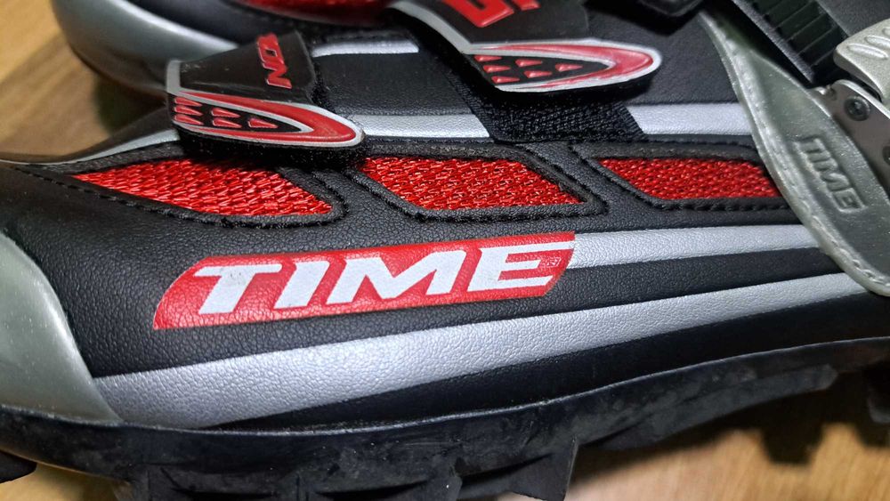 2 чифта-обувки за байк нови 46 и 47 номер