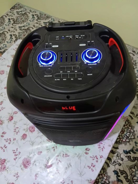 Кучли Блютуз Колонка NDR сотилади! (Караоке + RGB Чироқлар)