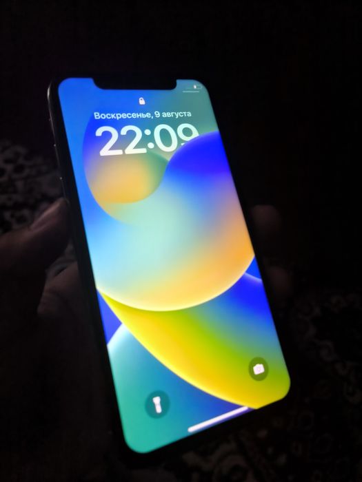 iPhone X 64gb в отличном состоянии