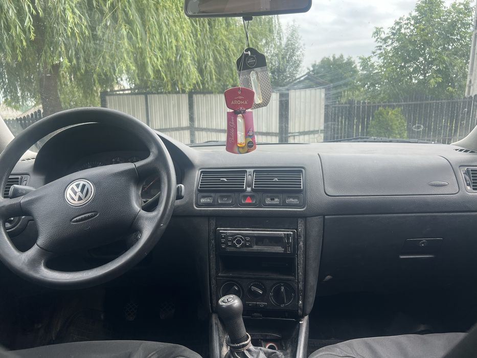 Golf 4 1.4 Benzina 2001