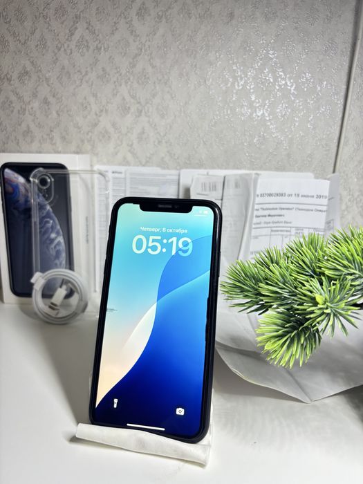 IPhone XR в идеальном состояний