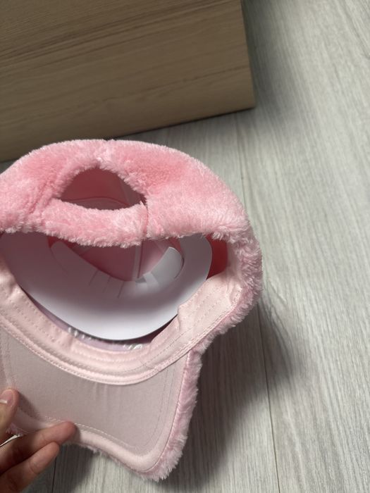 Sapca Miu Miu puf roz