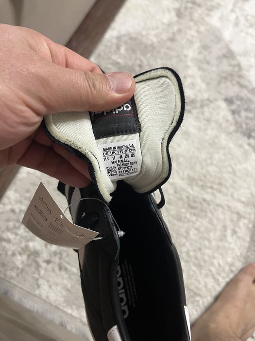 Бутсы футбольные