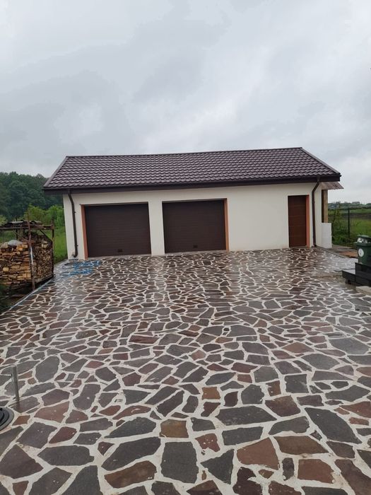 Vând piatră și montez oriunde în țară doar 130 lei mp data la gata.