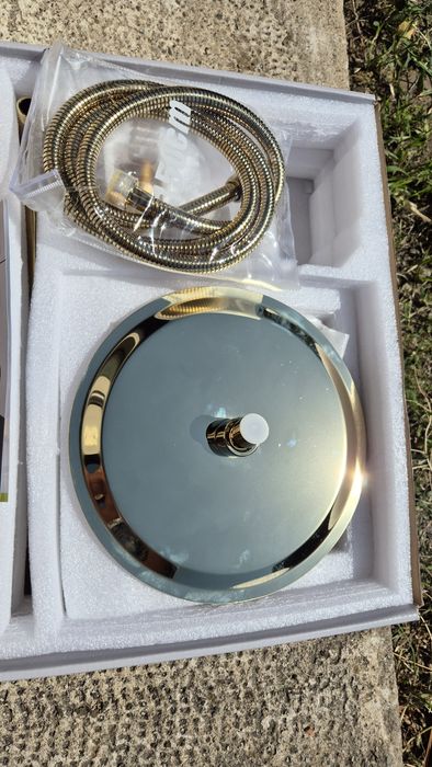 Set de duș incastrat Rea Lungo Brush Gold Auriu