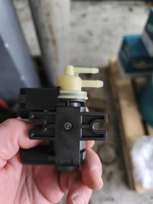 Клапан N75 Audi A4 B8