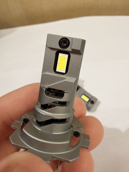 Bec LED H7 1:1 cu halogenul, fara polaritate, certificari CE, RoHS