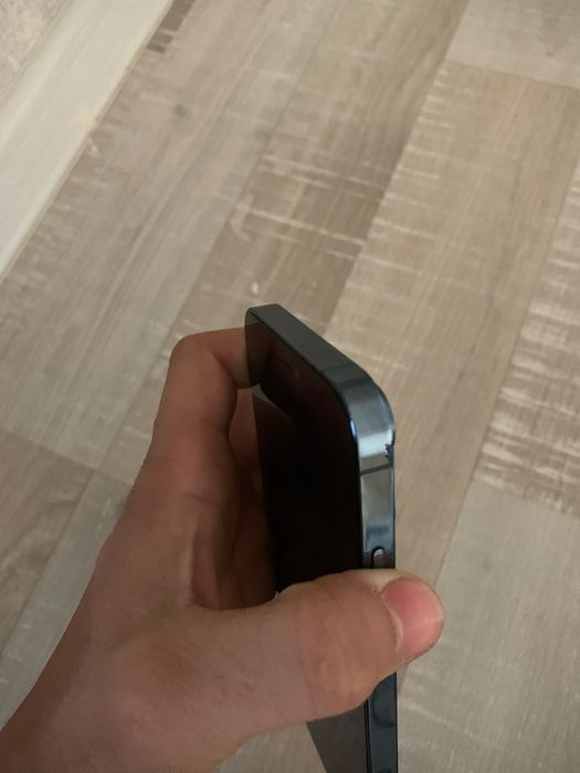 Iphone xr 13 pro korpsda rangi chroyli.