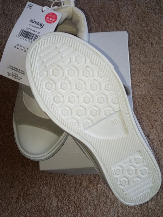 НОВИ кецове за момче 30-и номер