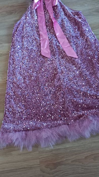 Дамска рокля с пайети