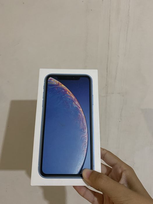 Продам iphone xr , 64gb