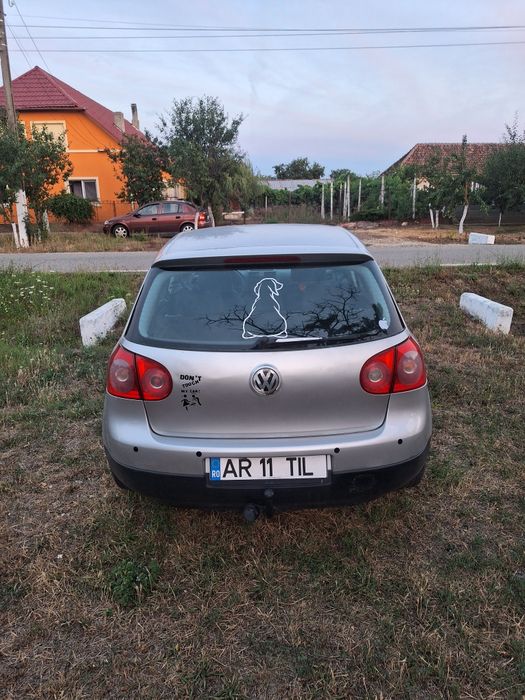 Vând golf 5 urgent