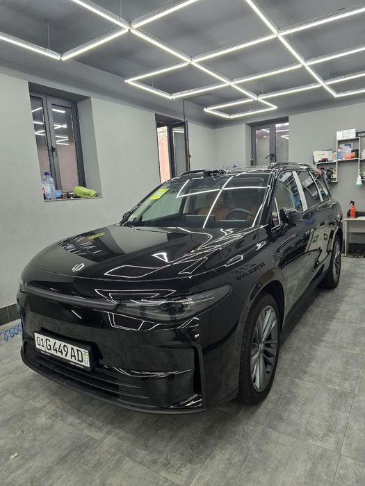 Leapmotor C16 EV 520km Elektr  
Pazisiya 3 lidarli
2024/2025 yil
Bez p