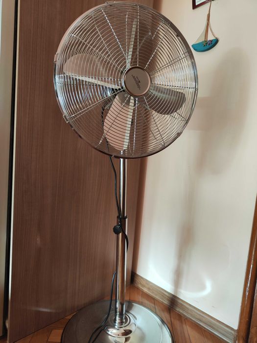 Настолен вентилатор Voltomat Standfan Retro Chrom – мощен и стилен