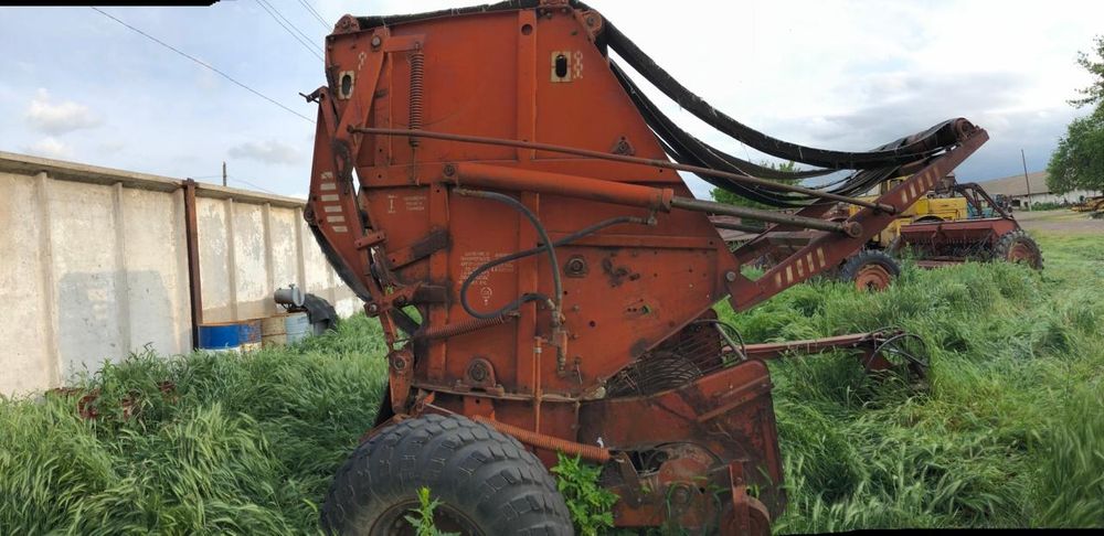 Сено-пресс рулоновый