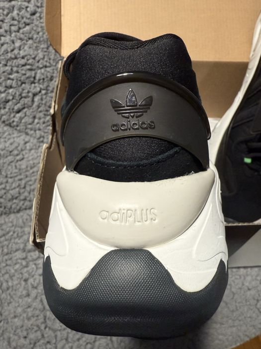 Маратонки Адидас