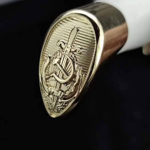 Ловни Руски Ножове  Кожени Калъфи Цената е за 2бр ножове