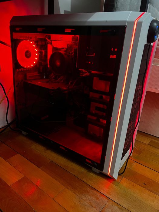 Vând pc gaming set complet