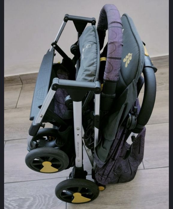 Vand carucior pliabil Woosh cosatto 2